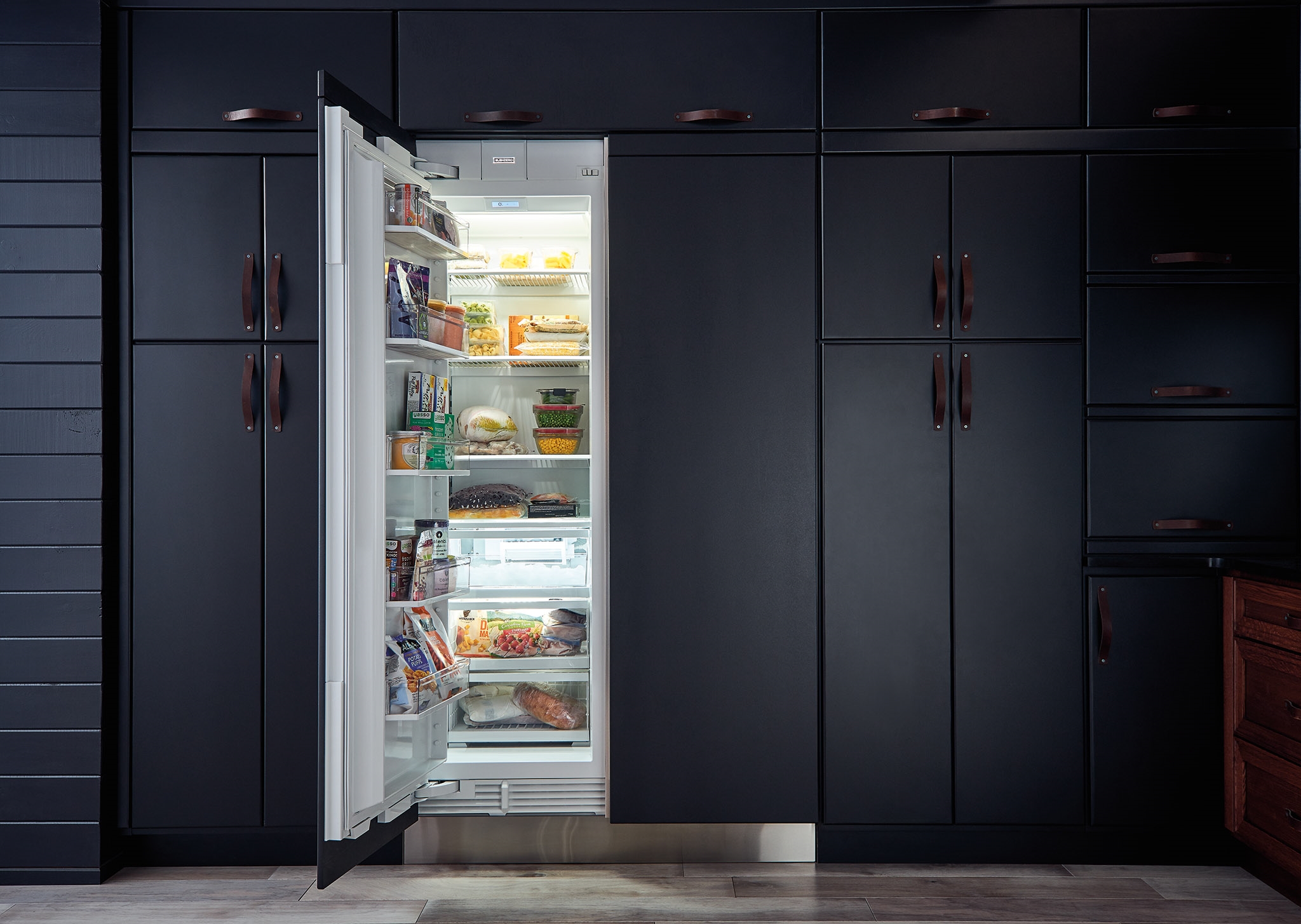 Sub zero integrated fridge freezer hotsell
