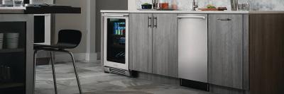 18" Electrolux  Built-In Dishwasher with IQ-Touch Controls - EIDW1815US