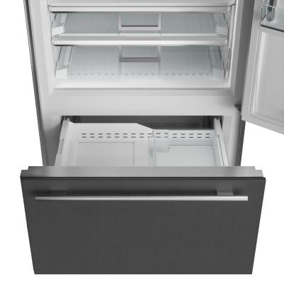 36" SubZero Right Hinge Classic Over-And-Under Refrigerator With Pro Handle - CL3650U/S/P/R