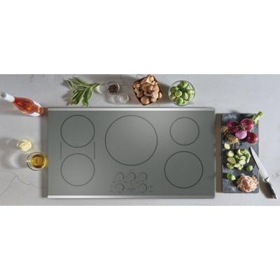 36" Café Built-In Touch Control Induction Cooktop in Stainless Steel - CHP90362TSS