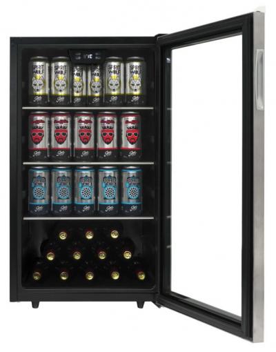 19" Danby 4.5 cu.ft Capacity 115 Can Beverage Center - DBC045L1SS