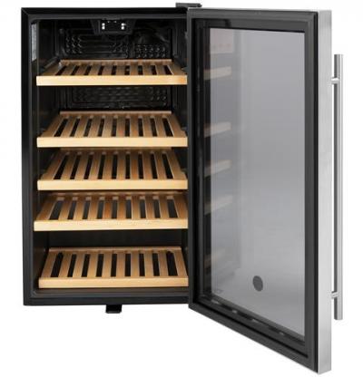 19" GE Beverage Center with  4.1 cu. ft. Capacity and Energy Star Certified - GVS04BQNSS