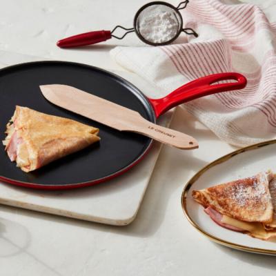Le Creuset Cast Iron Crêpe Pan - CA-20136027060001