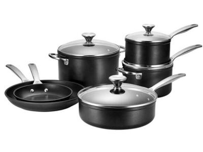 Le Creuset 10-Piece Toughened Nonstick Pro Cookware Set - CA-ST00166000001001