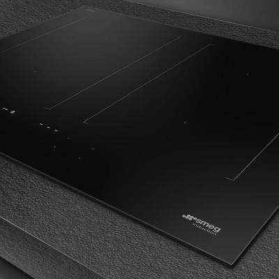 24" SMEG Universal Induction Cooktop in Black - SIMU324D