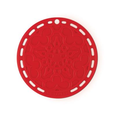 Le Creuset French Trivet in Cerise - CA-42401000060005
