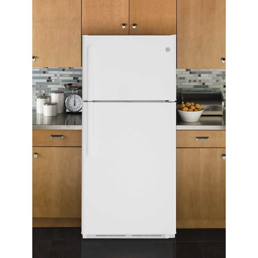 Classic 18 Cu. Ft. White Top Freezer Refrigerator