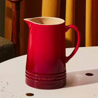 Le Creuset Classic 1.5 L Pitcher - CA-70901250771005