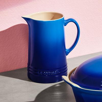 Le Creuset Classic 1.5 L Pitcher - CA-70901250444000