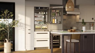 30" Liebherr Fully Integrated Bottom Freezer Refrigerator with BioFresh - HCB1590G