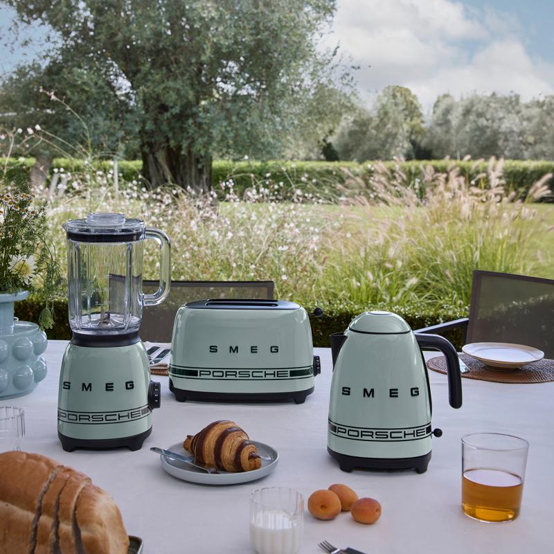 SMEG Retro-Inspired Countertop Blender - BLF03PSGUS