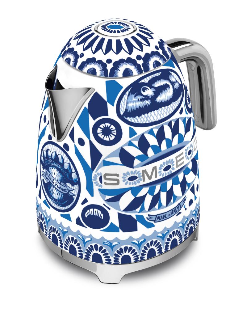 SMEG 1.7L Retro-Style Electric Kettle - KLF03DGBUS