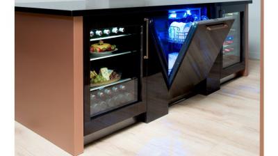 24" Thermador  Under-Counter Glass Door Refrigerator - T24UR900LP