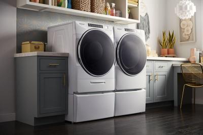 27" Whirlpool 5.0 Cu. Ft. Front Load Washer with Load and Go XL Dispenser - WFW8620HW